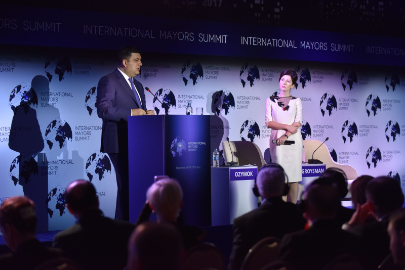 Зміни в державі мають надати громадянам нову якість життя, - Гройсман